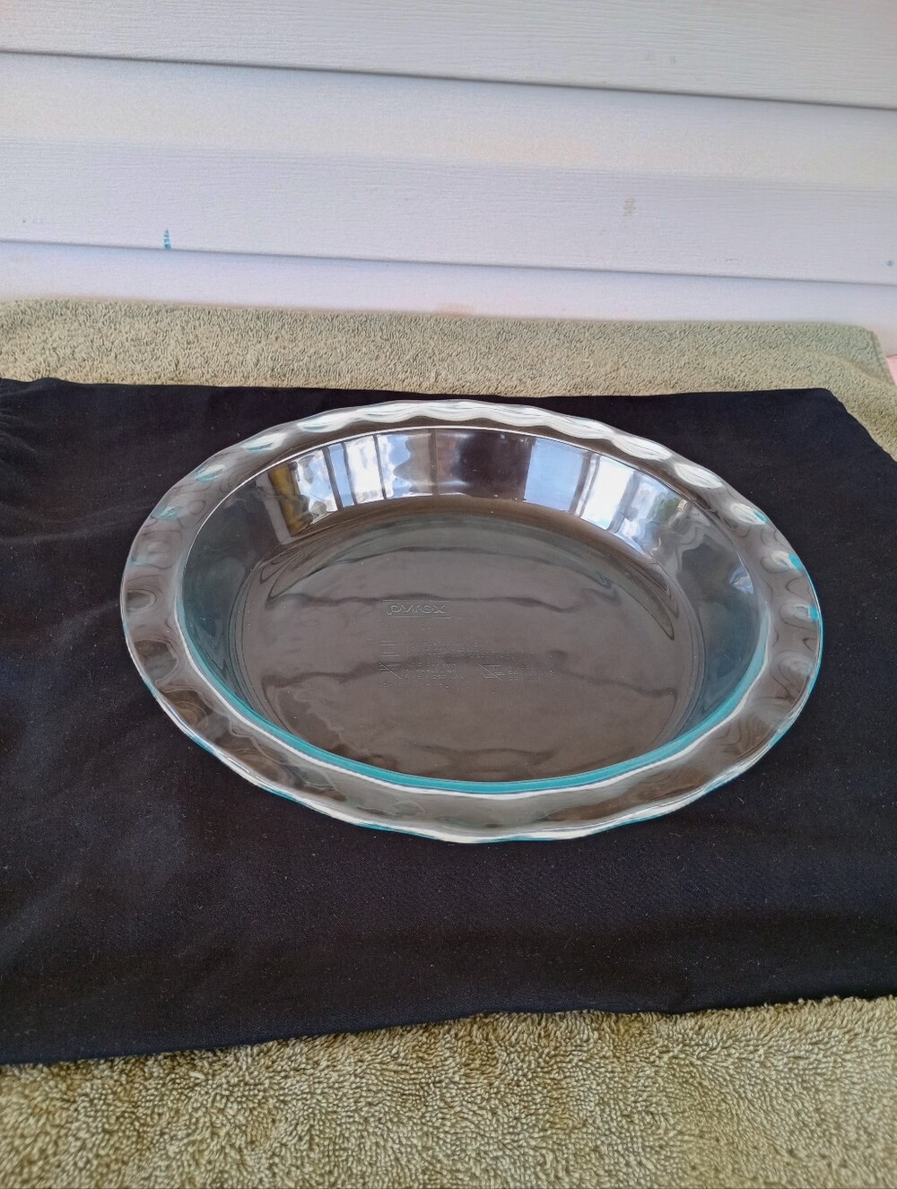 Vtg Pyrex #C209 Clear Glass Pie Plate Baking Deep Dish Pan - 9.5 Inch Scalloped